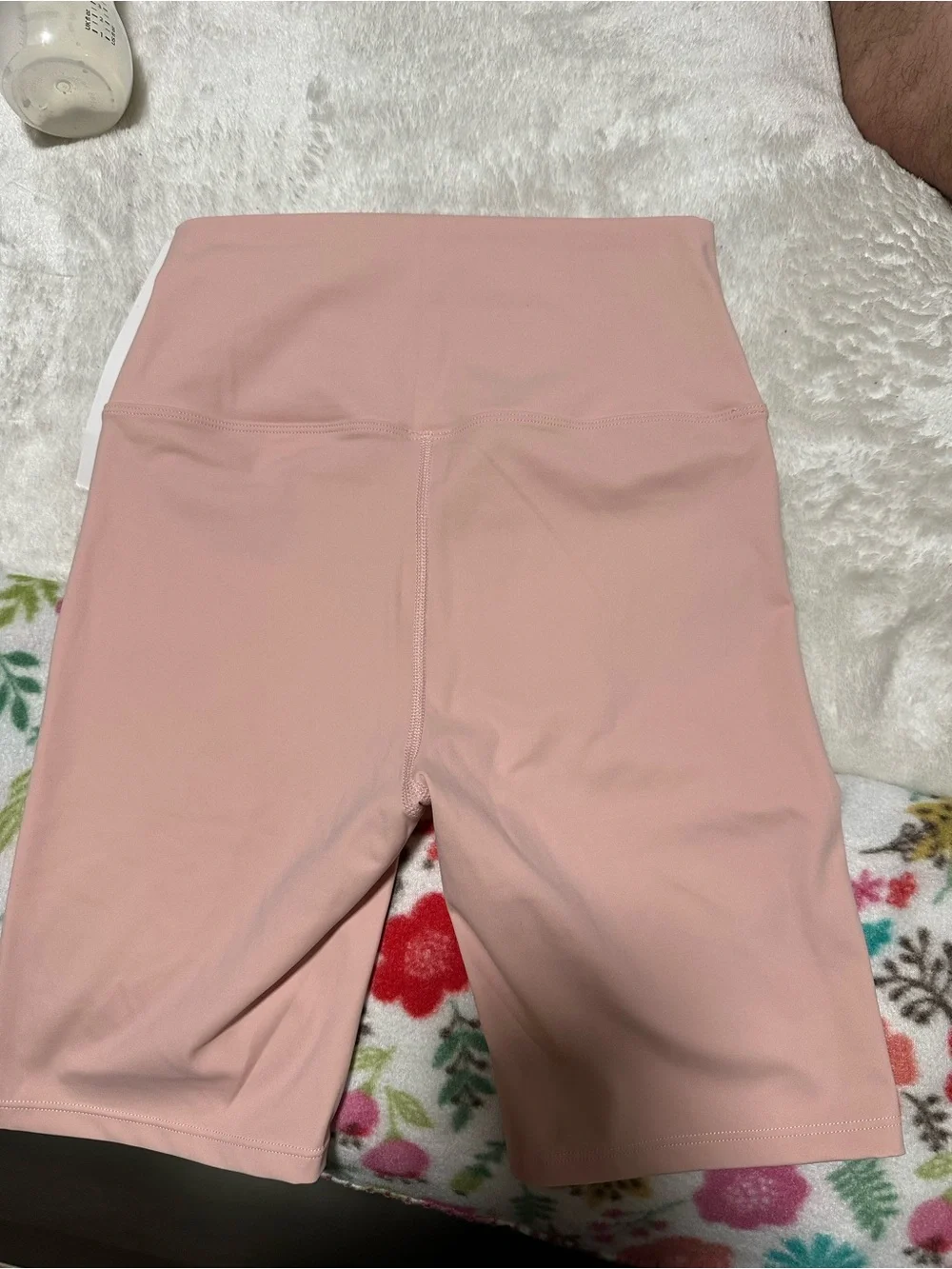 ALO Yoga High-Rise Bike Shorts in Blush